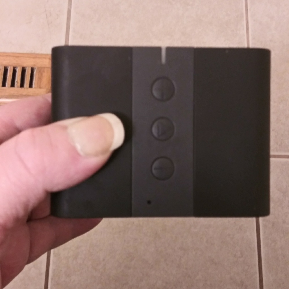 Anker wireless bluetooth speaker